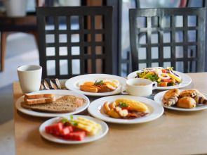 Tinidee Trendy Bangkok Khaosan