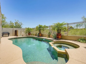 Spacious Family Oasis in Cave Creek!