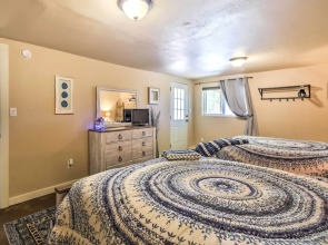 Cozy Home w/ Media Room: Short Walk to Taos Plaza!