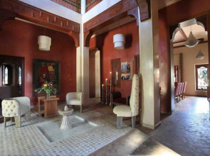 Dar Layyina