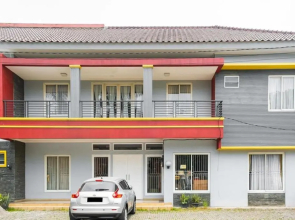 RedDoorz near Siloam Karawaci 3