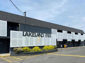 Lakeland Inn