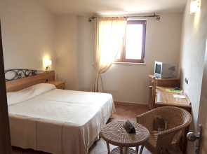 Hotel Villa Gustui Maris