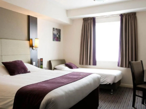 Premier Inn Hatfield