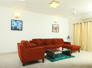 OYO 24076 SilverKey Dwarka Sector 9 Metro