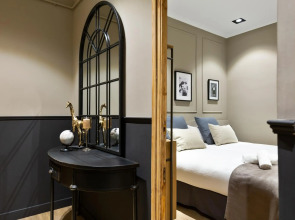 Pullman Dubai Jumeirah Lakes Towers - Hotel & Residence