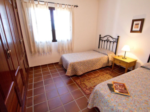 Spacious Villa in San Bartolomé With Swimming Pool