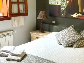 House With 3 Bedrooms in Tejeda, With Wonderful Mountain View, Pool Access, Enclosed Garden - 30 km From the Beach