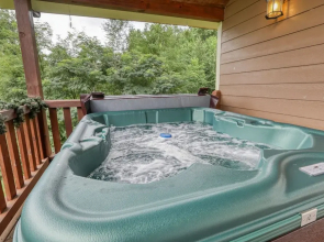 Smoky Mountain Getaway 3 Bedroom Cabin by RedAwning