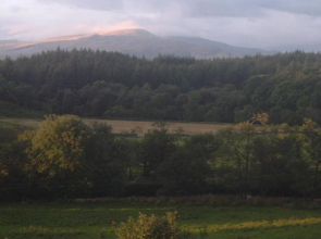 Silver Ridge, 2 House O` Hill