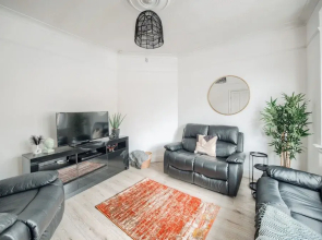 Sleeps7-pet&familyfriendly With Parking