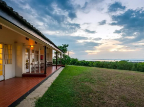 Mweya Safari Lodge