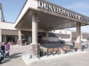 Dunvegan Inn and Suites