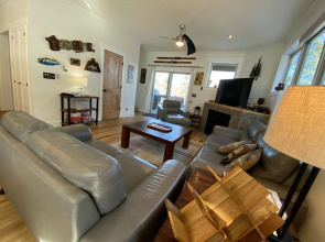 Miners Run 77 3 Bedroom Home by Redawning