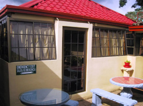 Hotel Ivania's