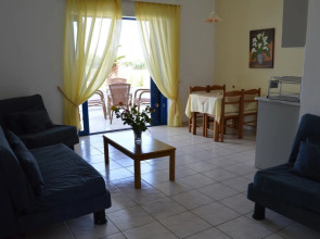 Oasis Hotel Kyparissia