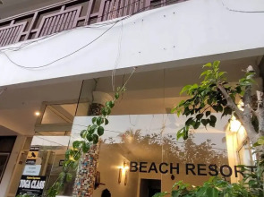 Tippy's Beach Resort
