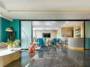 LeShan Dixier Hotel