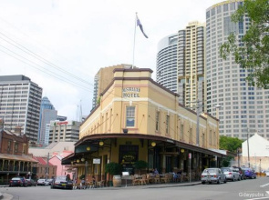 Australian Heritage Hotel