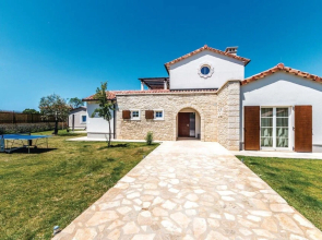 Villa San Kirin Magnolia