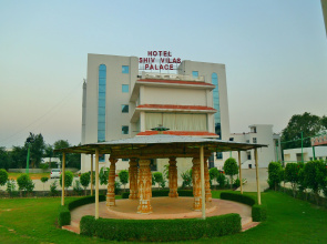 Rubystone Shiv Vilas Palace