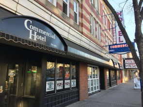 Commercial Hotel