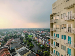 Cozy Living Studio Room At Bogor Icon Apartment
