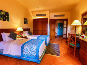 Charmillion Club Aqua Park