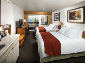 Lakeside Lodge And Suites
