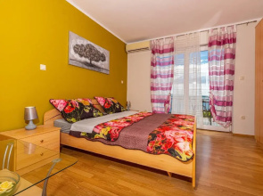 Apartment in Dramalj Near Beach & Pool