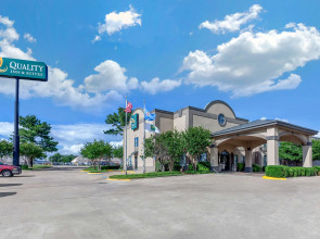 Quality Inn & Suites Durant