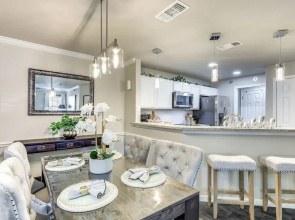 San Antonio Condo: 10 Mi to Dtwn!