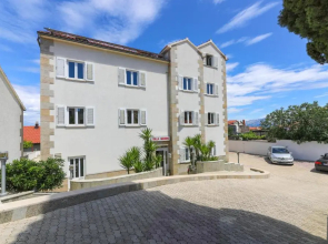 Downtown Private Rooms