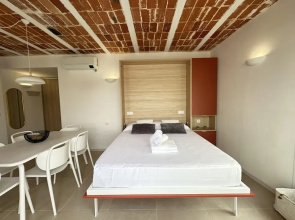 Arago 272 in Roses With 2 Bedrooms and 2 Bathrooms