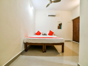 OYO 26605 Bharat Guest House