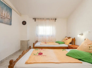 Amazing Apartment in Vir With 1 Bedrooms and Wifi