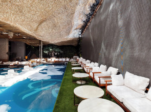 Ramee Dream Hotel Downtown