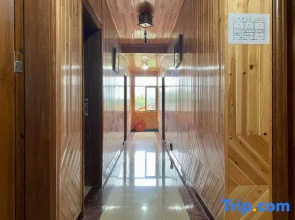 Zhaoxing Dongzhai Lv'anju Inn
