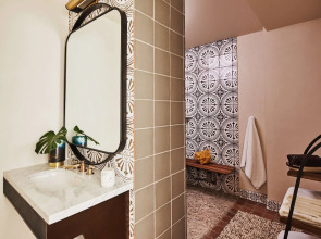 Hotel Figueroa, an Unbound Collection by Hyatt