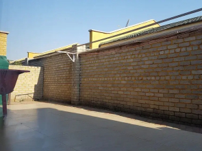 Lolos Exquisite Two Bedroom Apartment