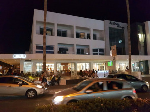 Anthea Hotel Apartments