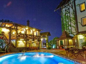 Отель Вэйлер