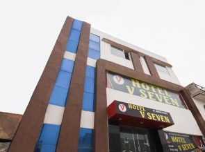 Hotel V Seven by OYO Rooms