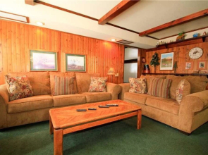 Discovery 4 #121 Pet Ok 2 Bedrooms 2 Bathrooms Condo