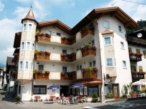 Hotel Siror