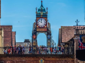 The Gathering Chester 2 Sleeps 14 Very Close to City Centre