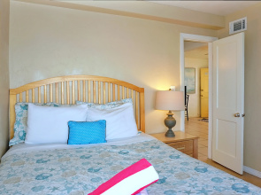 Misty Isles Redington Beachfront Suites 1 and 2