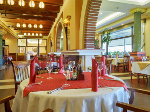 Yantra Grand Hotel -Sharlopov Hotels