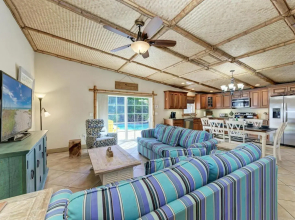 Chiki Tiki West - 303 - 64th Street Unit A