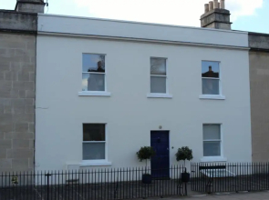 Wellsway House - Stylish Townhouse